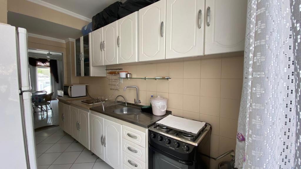 Vista Mar Lateral Adm Por Cancoq Guest House บัลเนอาริโอ กังโบริว ภายนอก รูปภาพ